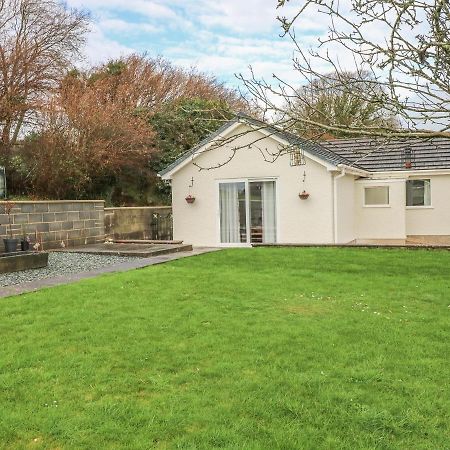 Broadford Farm Bungalow Kidwelly Exterior photo